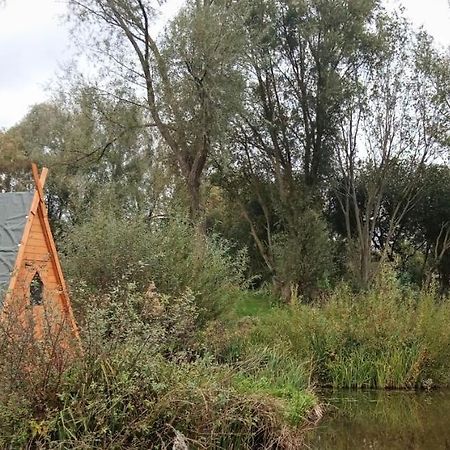 Rum Bridge "Owl Watch" Wooden Tipi Hotel Sudbury  Luaran gambar